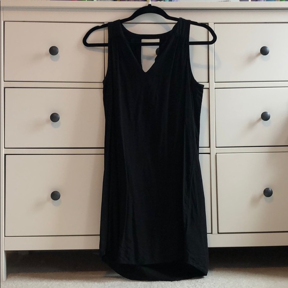 Old Navy Black Dress - Picture 1 of 4
